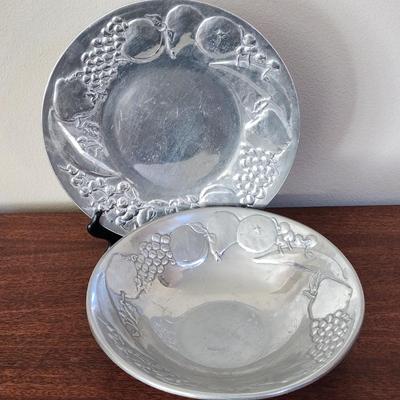 Wilton Pewter Large Bowl and Round Platter with Fruit Themed Rim