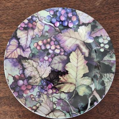 Set of 8 - 8" Greenbrier, Inc., Vineyard Grapes Porcelain Plates