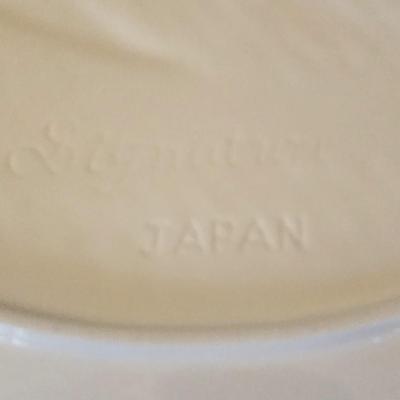 White Porcelain Finely Detailed Fish Platter - Signature Japan