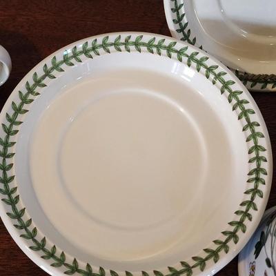 Portmeirion The Botanic Garden Lot: Creamer / Sugar, 3 Coffee cups, 6 - 7" saucers / small plates