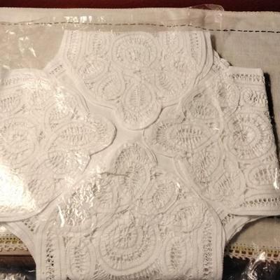 2 New Lace Doilies