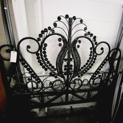 BEAUTIFUL QUEEN SIZE WORLD MARKET PEACOCK BLACK WICKER HEADBOARD ONLY