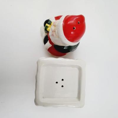 CHRISTMAS SANTA SALT & PEPPER SHAKERS