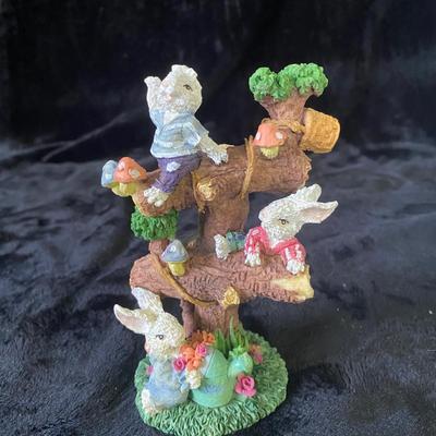 Three Matching Lefton Pieces with Easter Fun  (BR1-EJ)