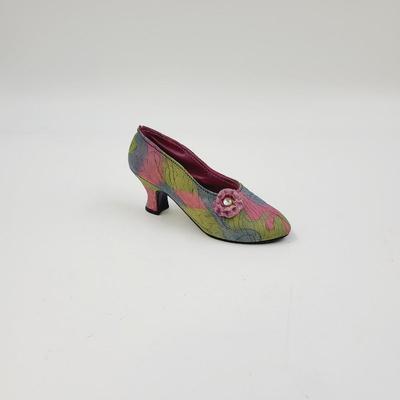 JUST THE RIGHT SHOE - ROSE COURT