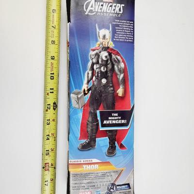 2013 TITAN HERO SERIES AVENGERS THOR ACTION FIGURE