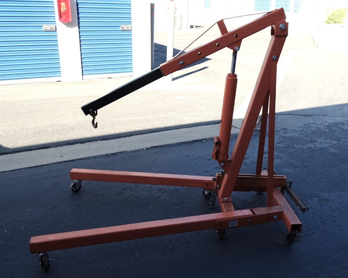 Folding Engine hoist with swivel hook, extra large wheels, newer ram