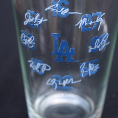 Set of 2 Dodgers pint glasses and one Dodgers shot glasses