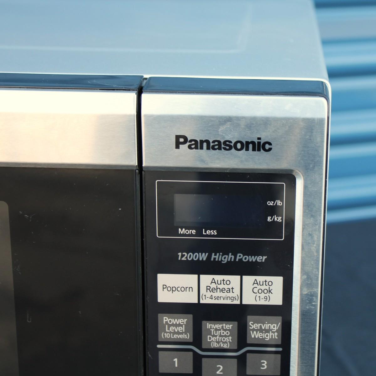 Panasonic Inverter Microwave | EstateSales.org