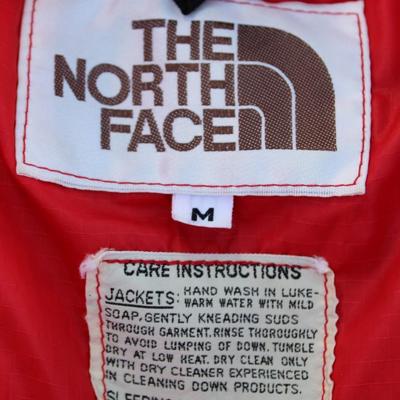 Vintage North Face coat. Size Medium. Excellent condition