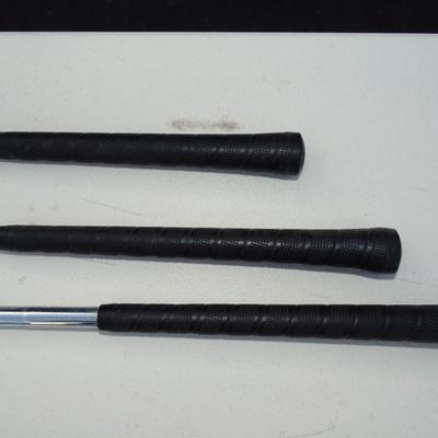Set of Northwestern Gold Clubs plus bag. Various conditions