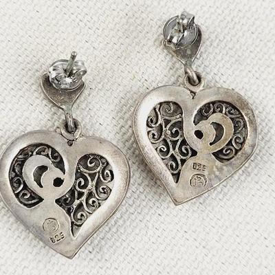 . 825 STERLING DETAILED HEART EARRING