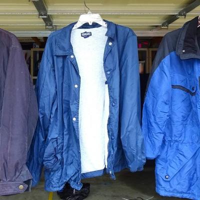 Three Men's Jackets - x2: size Large x1 size Xlarge