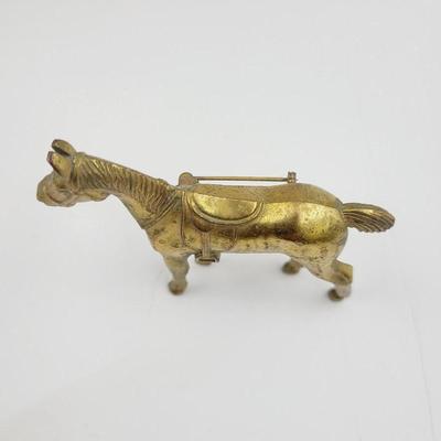 VINTAGE GOLD TONED HORSE PIN