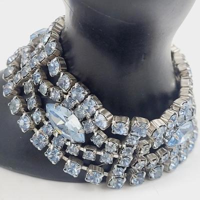 BEAUTIFUL VINTAGE WEISS FAUX RHINESTONE JEWELED CLASP BRACELET