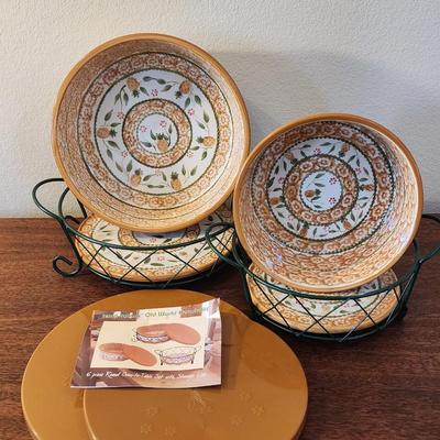 Temp-tations by Tara Old World Hospitality 6 Piece Round Oven-to-Table Set with Storage Lids