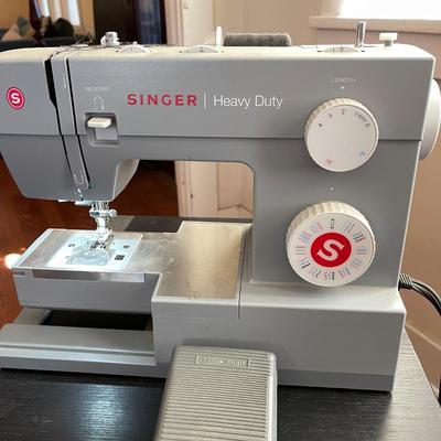 Lot 120 Singer Heavy Duty Sewing Machine #4432