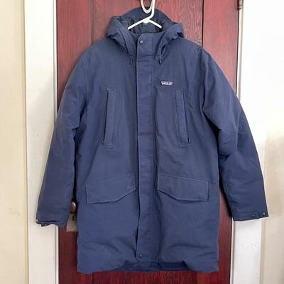 Lot 125 Patagonia Mens Large Down Coat 3/4 length Zipped Pockets Navy Blue