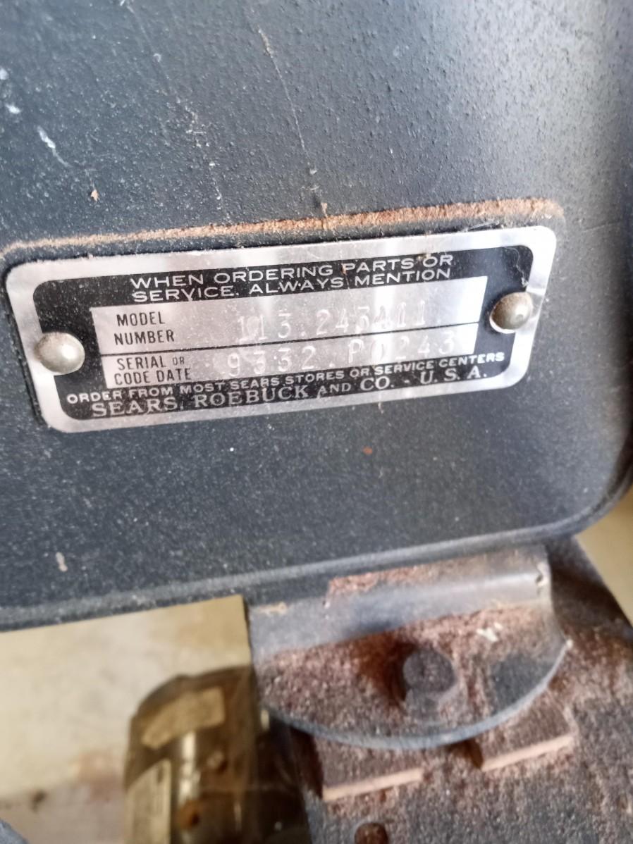 CRAFTSMAN 12 INCH BAND SAW - SANDER ON A STAND | EstateSales.org