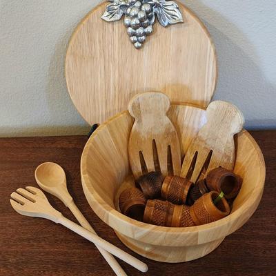 5 Piece Lot of Wooden Kitchen items: Tossed Salad Bowl, Cheese Board, Salad Servers & Napkin Rings