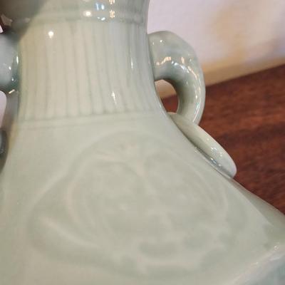Vintage Chinese Longchuan Celadon 10 1/4" tall 2 handled vase / jardiniere
