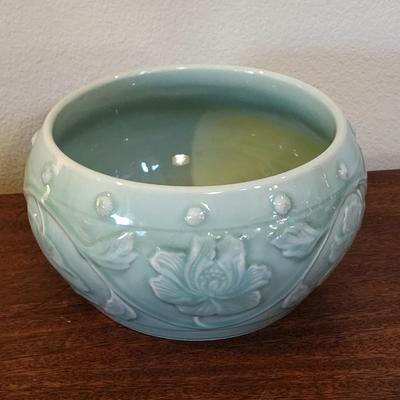 Large 10" x 5" Lotus Flower Celadon colored bowl or planter pot - never used. Chinese?