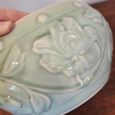 Large 10" x 5" Lotus Flower Celadon colored bowl or planter pot - never used. Chinese?
