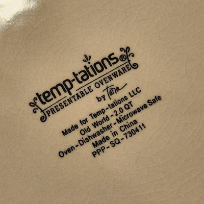 Temp-tations by Tara Presentable Ovenware Green & Cream 2 Quart Round Covered Casserole in Holder w/ Lid & Box