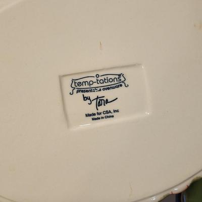 Temp-tations by Tara Presentable Ovenware - Set of 3 Fluted Oval Baking DIshes in Metal & Rattan Stands