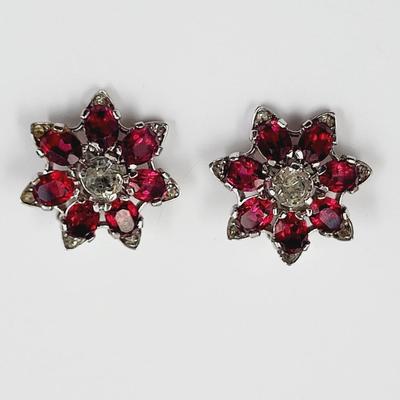 BEAUTIFUL FAUX STONE CLIP ON EARRINGS