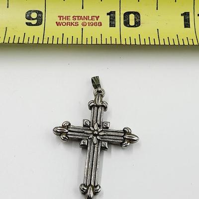 VINTAGE SILVER TONED CELTIC CROSS PENDANT