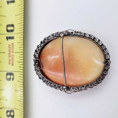 ANTIQUE VICTORIAN CAMEO SHELL MUSE BROOCH