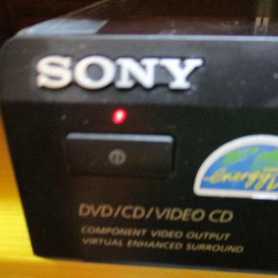 Sony DVD/CD Video CD Player DVP-S360 With Remote - D