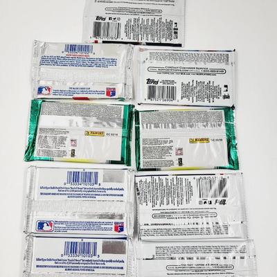 UNOPENED MULTI BRAND BASEBALL CARDS 9 PACKS