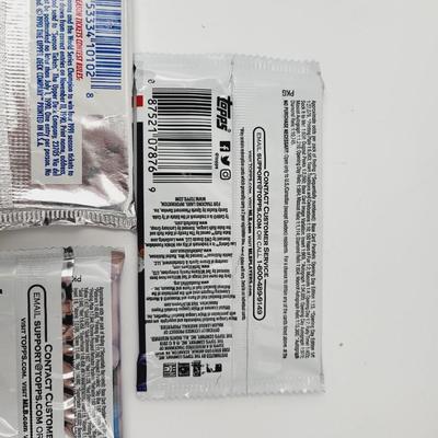UNOPENED MULTI BRAND BASEBALL CARDS 9 PACKS