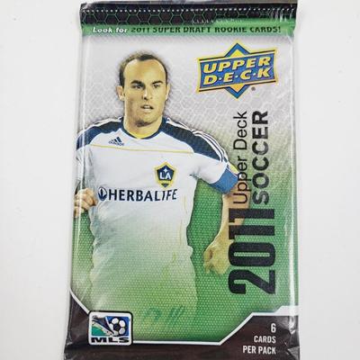 UNOPENED 2 PACKS OF SOCCER CARDS