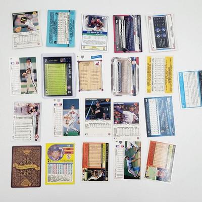 21 MULTI PLAYERS BASEBALL CARD COLLECTION
