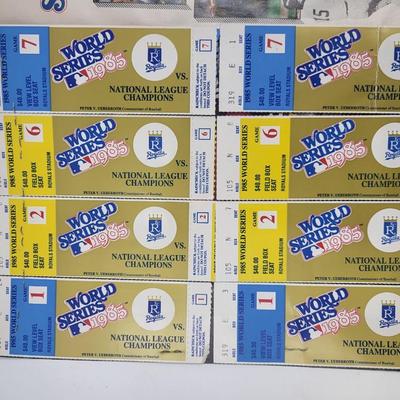 WORLD SERIES 1985 OFFICIAL PROGRAM W/ TICKET STUBBS