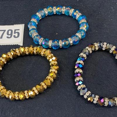 Bracelet