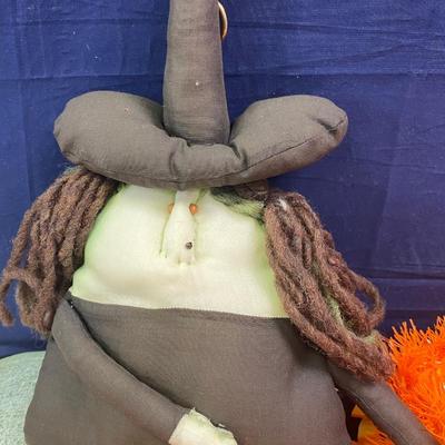 Halloween Decor