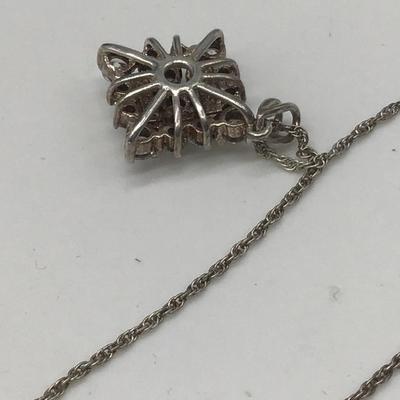Vintage Thailand 925 Pendant and Chain. Pretty
