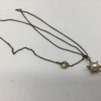 12 KGFilled Vintage Necklace and Pearl