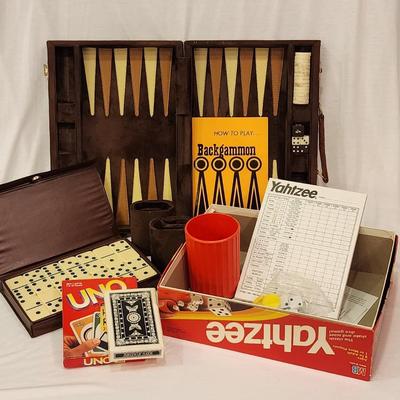 Family Game Night - lot of 8 games