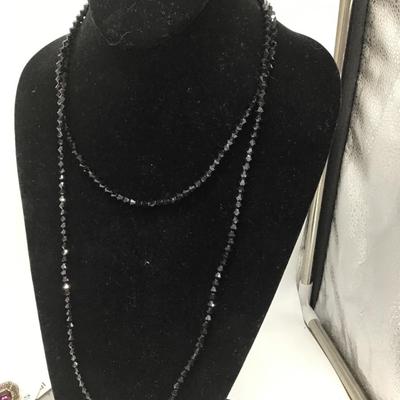 Beautiful Black Fauceted Glass necklace