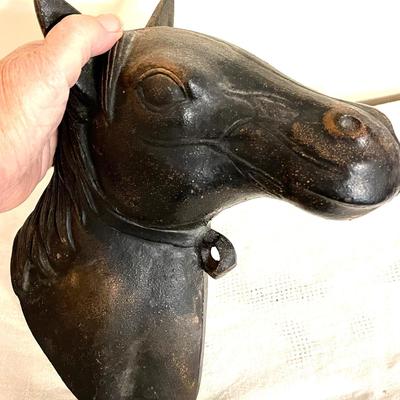 Lot 153 Vintage Cast Iron Horse Head Wall Mount