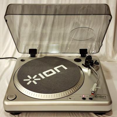 Ion TTUSB10 USB Turntable Record Player 33/45 rpm