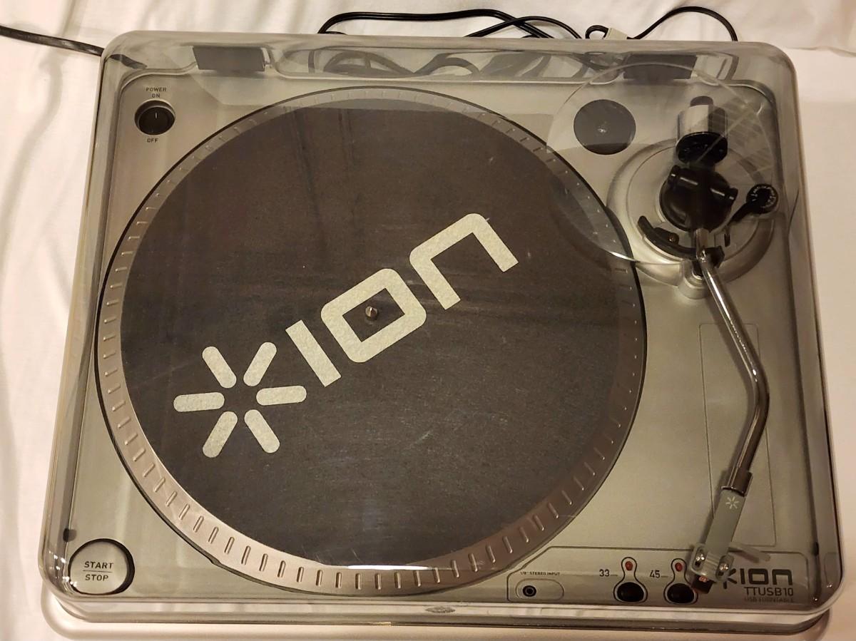Ion TTUSB10 USB Turntable Record Player 33/45 rpm