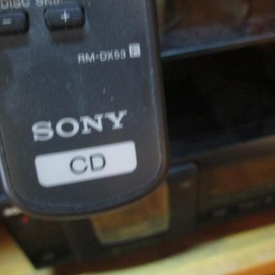 Sony Compact Disc Player CDP-CX53 With Remote - D
