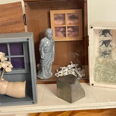 Lot 176 Assemblage Art Boxes 4 + 1 Metal Sculpture Signed by Artist