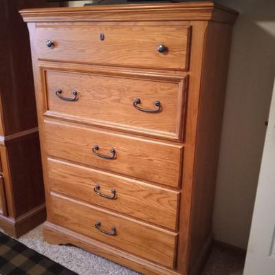 SOLID OAK 5 DRAWER CHEST OF DRAWERS